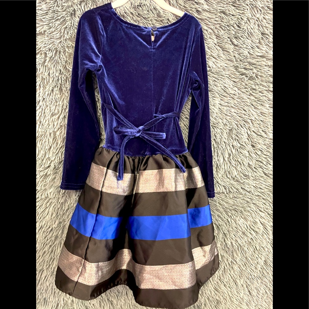 COPY - Super pretty, perfect Condition Dress. Girl Size 7